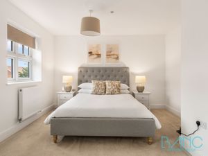 Photo 13- click for photo gallery